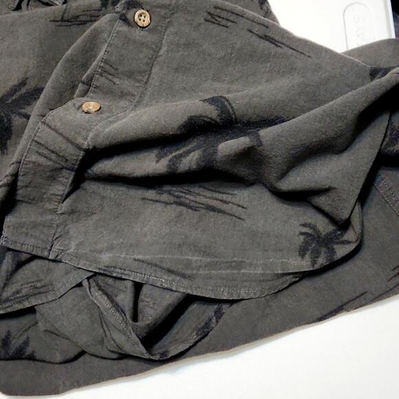 Cabela's Men's Gray Hawaiian Button Front Camp Shirt Size XL Collar Pocket - Picture 11 of 11